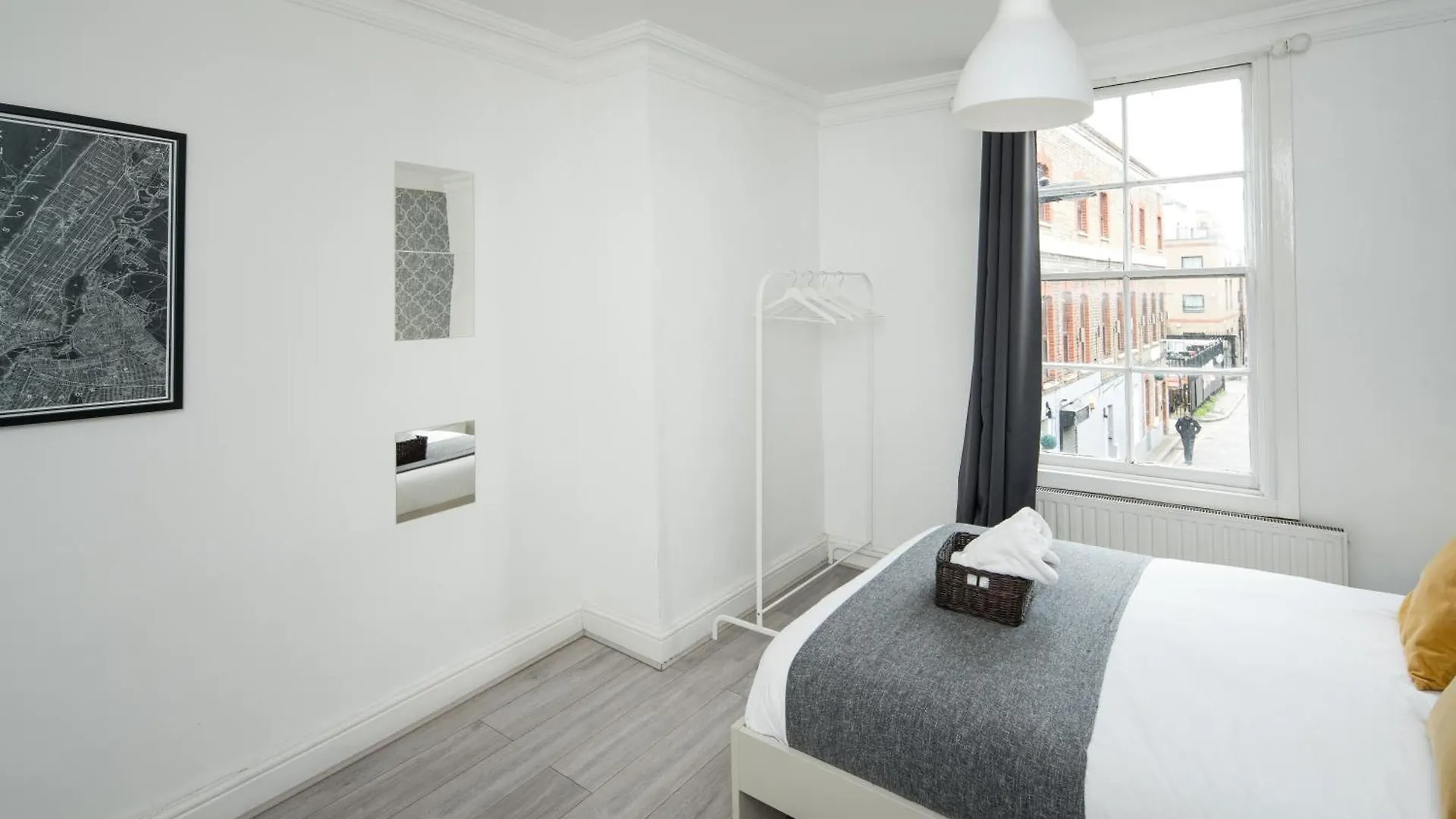 Guest house Private Double Room Shared Bathroom Near City Centre London United Kingdom